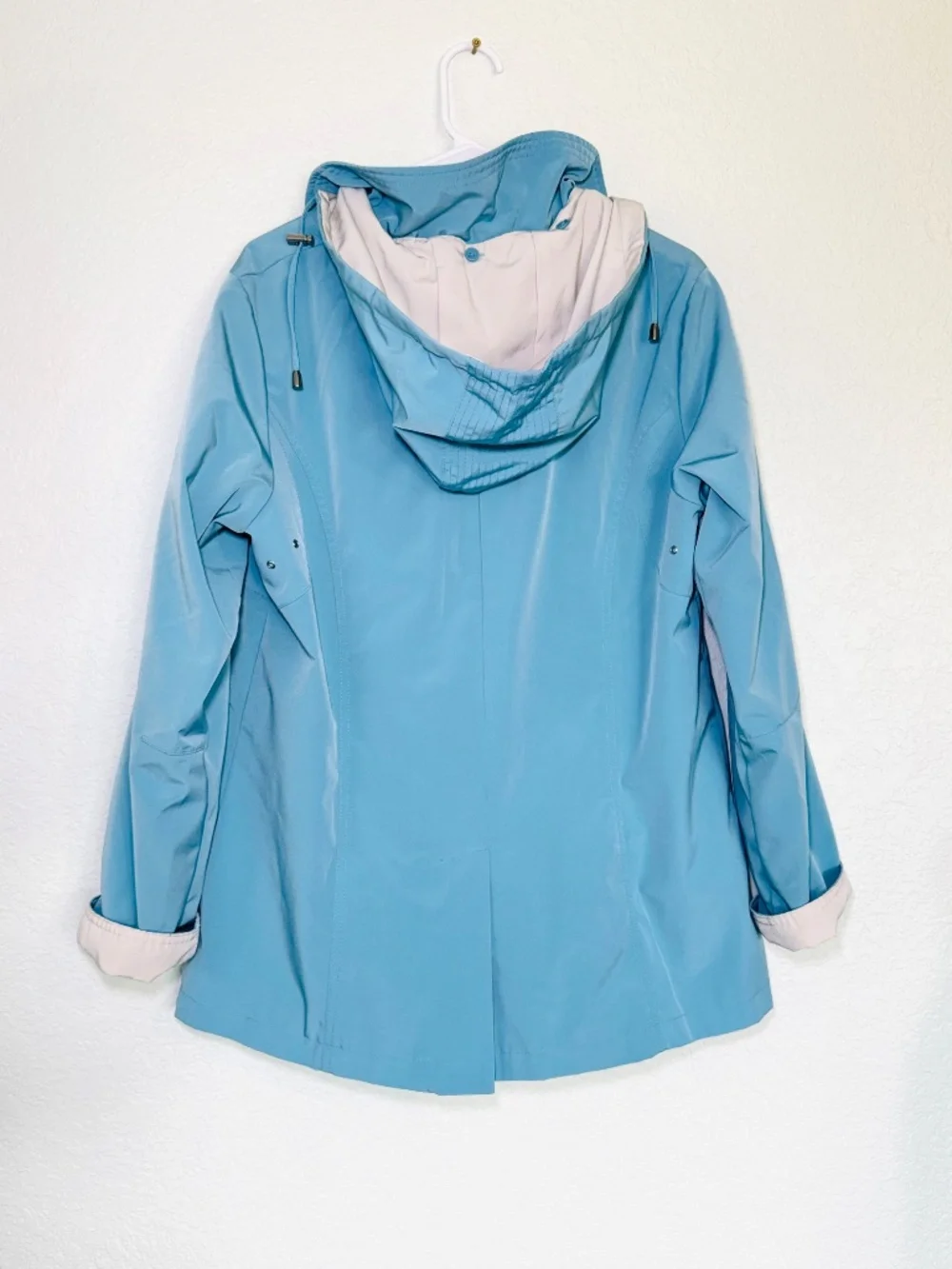 White Stag Windbreaker Women's XL 16W Ice Blue Jacket Hood Zip Lightweight